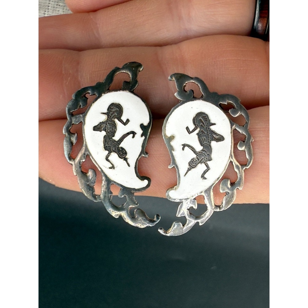 Vintage Estate Siam Sterling Silver Niello Goddess Clip On Earrings Silver White